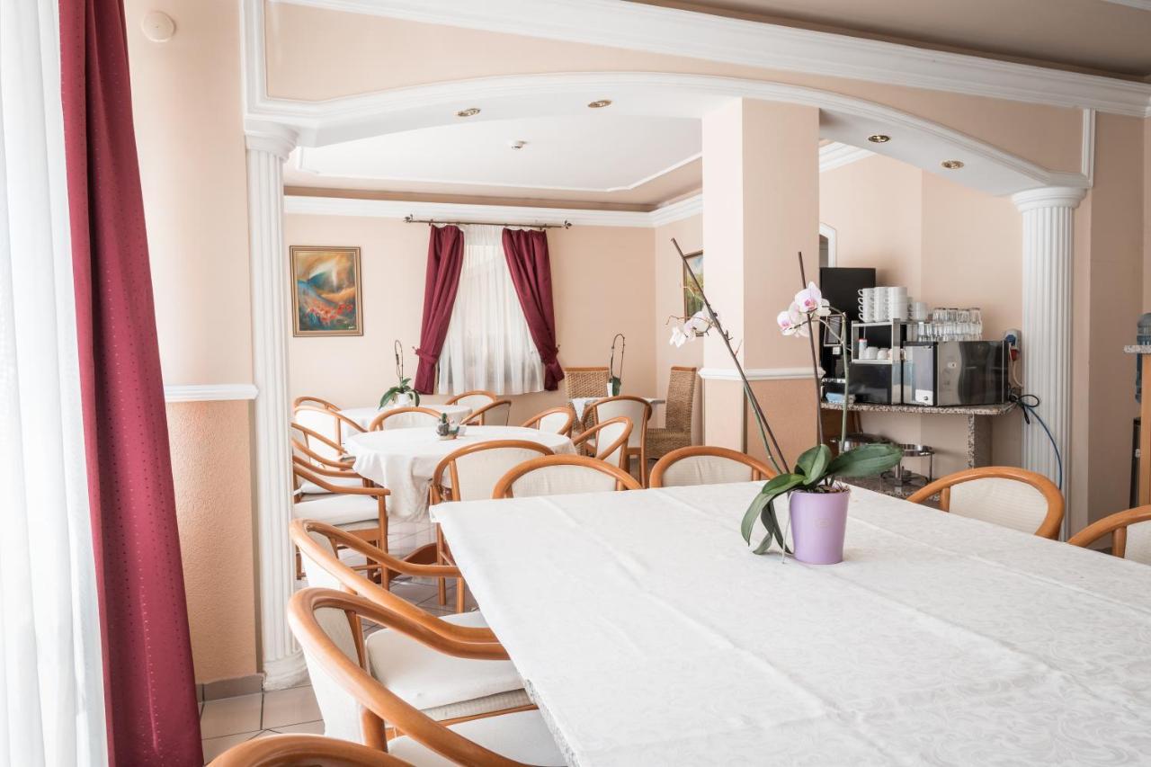 Kaiser Panzio Bed and Breakfast Baja Εξωτερικό φωτογραφία